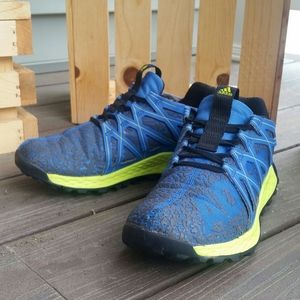 Adidas Vigor Bounce J Running Sneaker